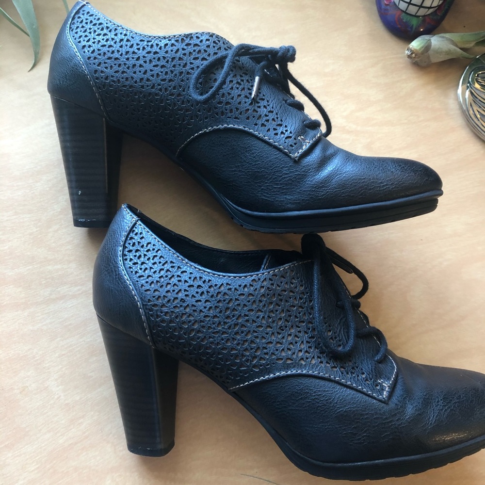 DR Scholls booties size 7.5